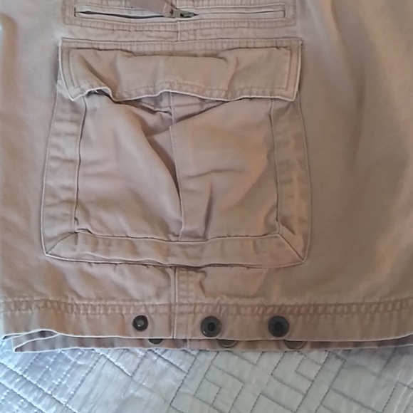 Men's Cargo shorts - Picture 2 of 6